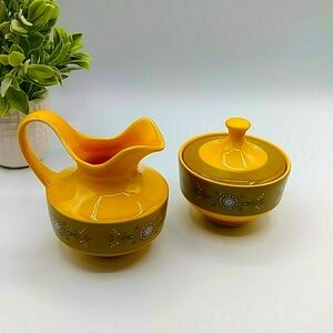 1960s Creamer & Sugar Bowl w Lid
